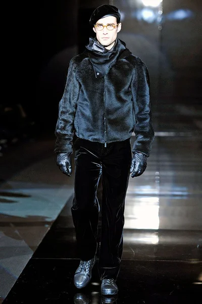 Look 29